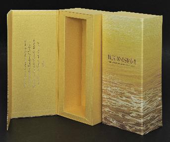 ด้านในฝากล่อง ปะด้วยกระดาษ Star Dream# 02 หนา 120 แกรม ปั๊มฟอล์ยเงินตัวหนังสือทั้งหมด