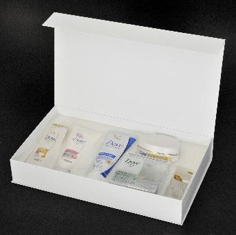 กล่องกระดาษสีขาว มีถาด Support ด้านใน แบ่งช่องวางสินค้า 5 ชิ้น