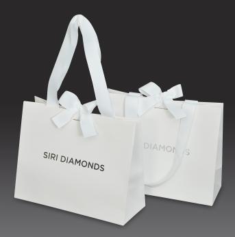 ถุงกระดาษสีขาว โดย SIRI DIAMONDS ขนาดสำเร็จ 24.7 x 19.8 x 9.9 ชม.